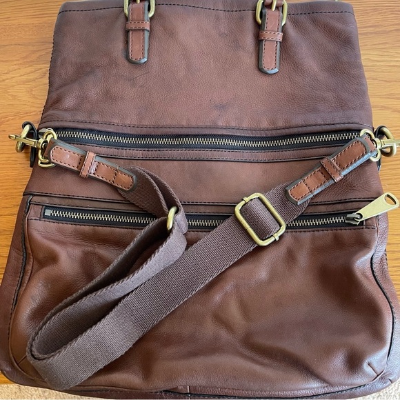 Fossil Brown Leather Explorer Foldover Tote Bag - Picture 10 of 17